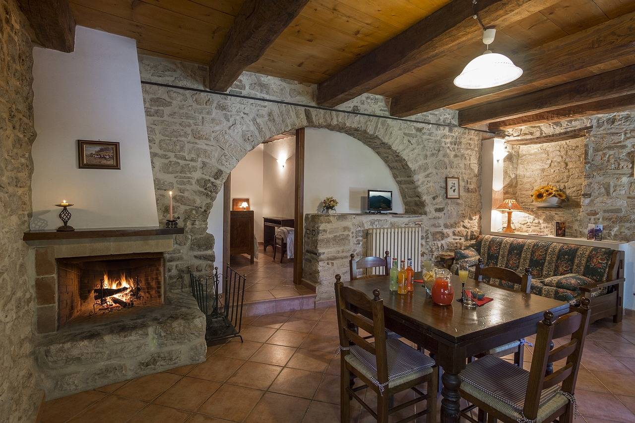 Expert Chimney and Fireplace Services in Riviera Beach, Florida